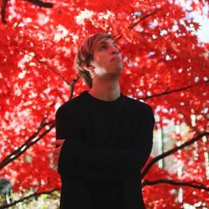 Meet your Posher, Julian